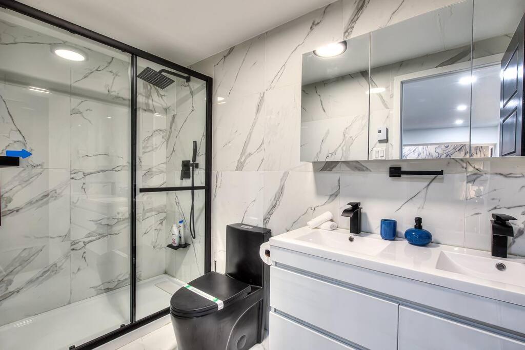 Ndg Dreams! New & Modern 3Br Easy City Life Монреаль Экстерьер фото